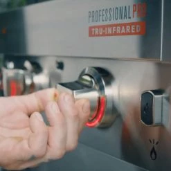 Char-Broil Professional Pro Tru-infrared 3 Burner With Folding Side Shelf